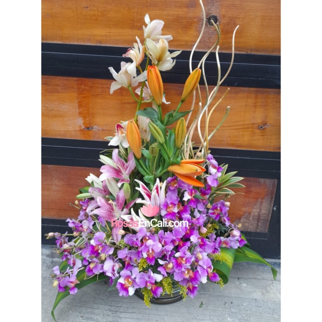 Arreglo en cristal  Orquideas para ti flores cali